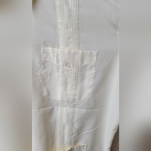 Mens  authentic guayaberas Style Button Shirt Mens Large. White. - Picture 6 of 12